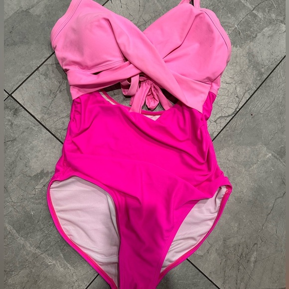 Eomine One Piece Bodysuit Size M - Picture 6 of 6